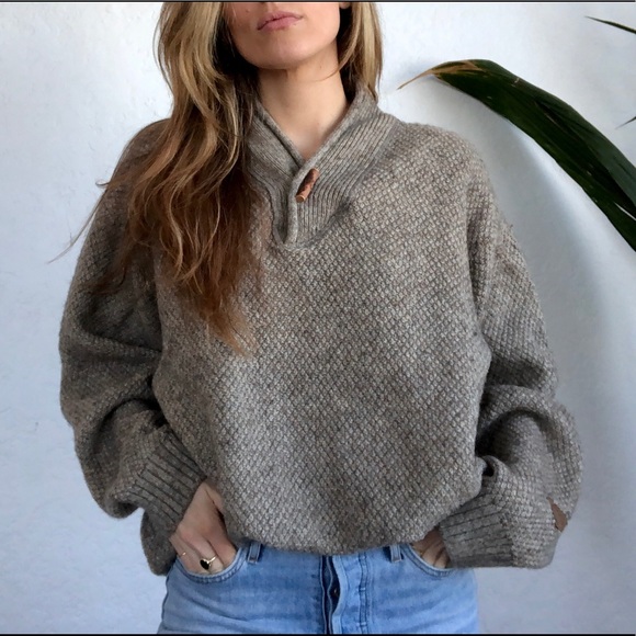 Vintage Sweaters - Vintage Wool Blend Wooden Button Old Man Sweater